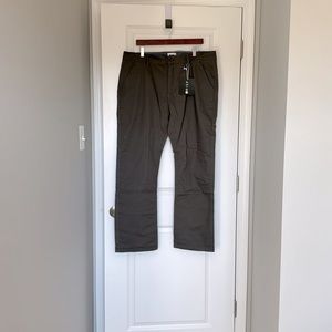 Crisp Men's Gray Pants (Size 40x32)